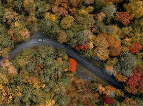 11 Best Mountain Towns to Visit in the Fall for Peak Foliage