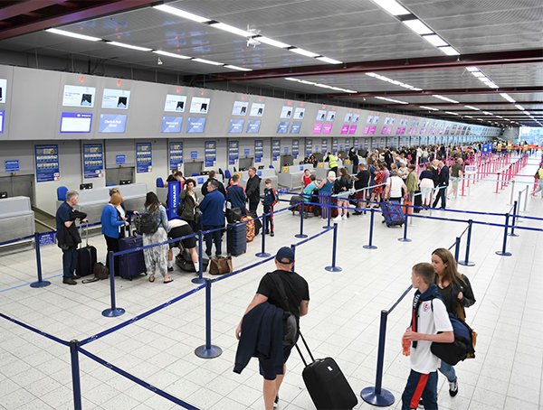 TSA Workers Start Getting Paid